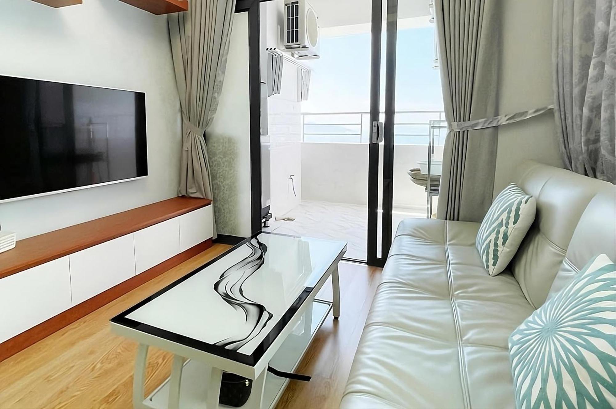 Maro Hotel Restaurant - Cafe Nha Trang Exterior photo